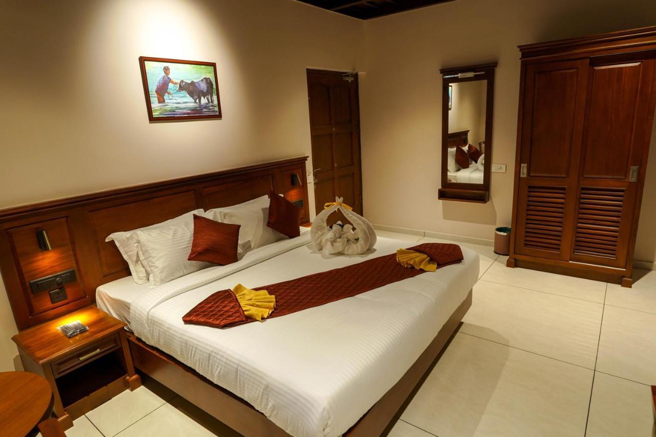 Hotel Heritage Plaza Kottayam Dış mekan fotoğraf
