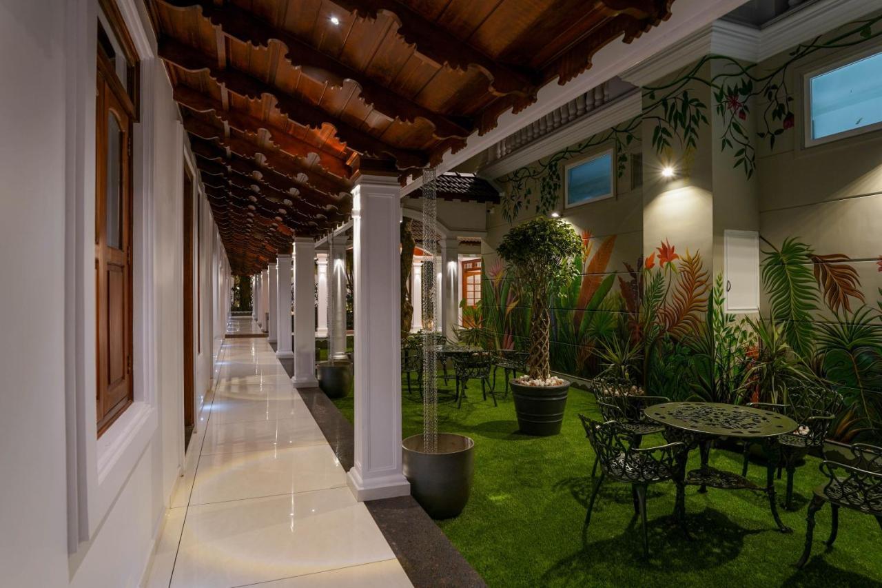 Hotel Heritage Plaza Kottayam Dış mekan fotoğraf