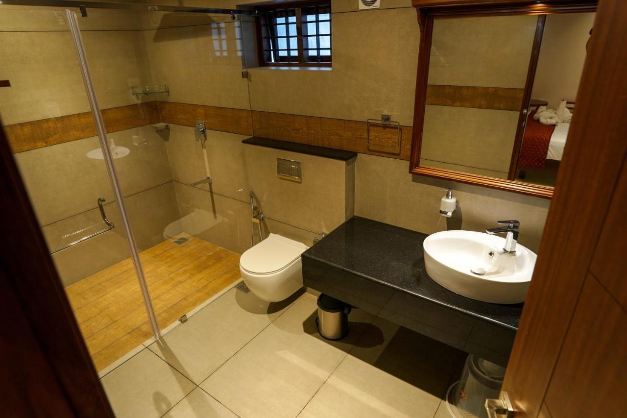 Hotel Heritage Plaza Kottayam Dış mekan fotoğraf