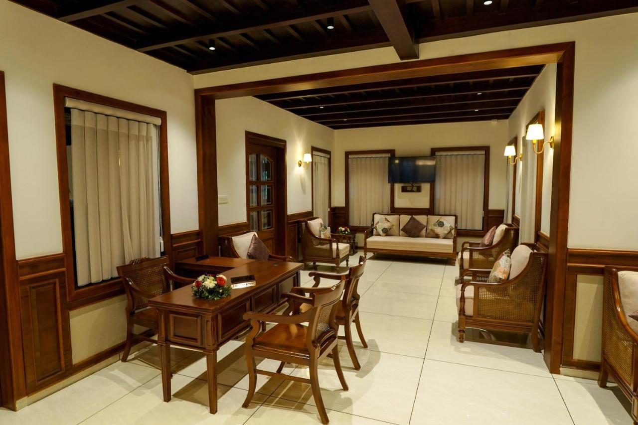 Hotel Heritage Plaza Kottayam Dış mekan fotoğraf