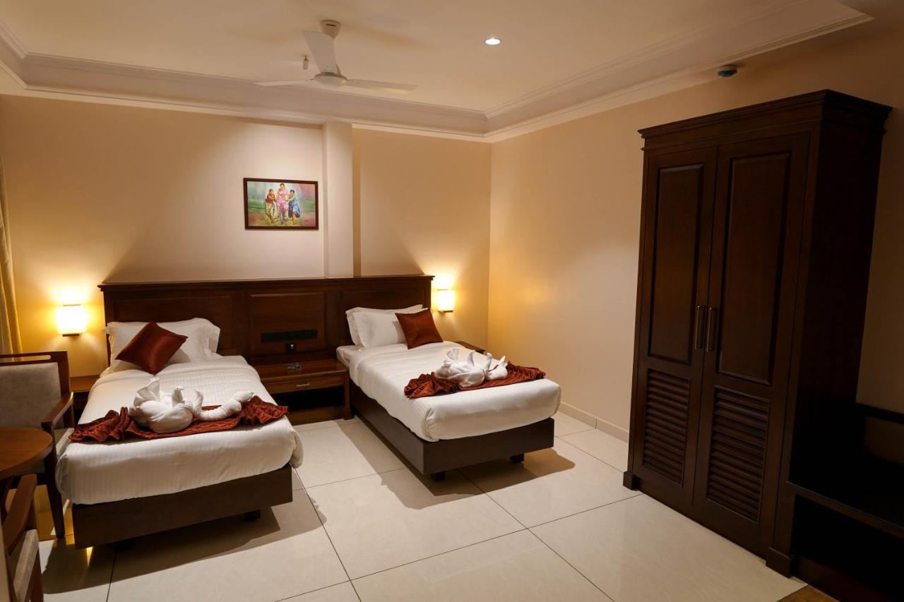 Hotel Heritage Plaza Kottayam Dış mekan fotoğraf
